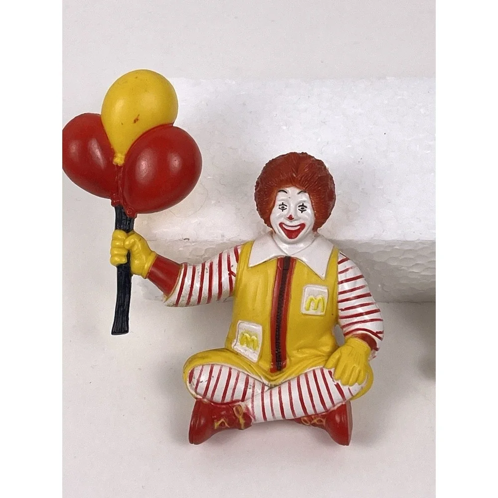 Lot‎ of 2 McDonald's Refrigerator Magnets 1997 1998 Collectible Vintage